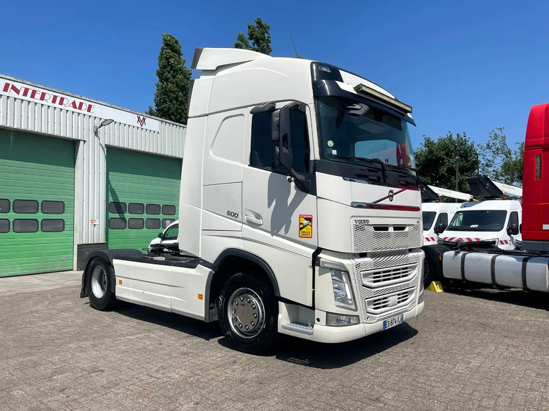 Volvo FH 500 vin: YV2RT40A3JB850702 RETARDER, 2X FUEL TANK, PARKING AIRCO, FRIGO - شاحنة جرار: صور 2 Volvo FH 500 vin: YV2RT40A3JB850702 RETARDER, 2X FUEL TANK, PARKING AIRCO, FRIGO - شاحنة جرار: صور 2