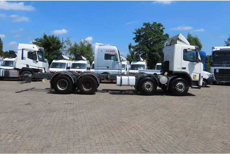 Volvo FM 12.380 8x4 FULL SPRING. 100% condition! - الشاسيه شاحنة: صور 5 Volvo FM 12.380 8x4 FULL SPRING. 100% condition! - الشاسيه شاحنة: صور 5