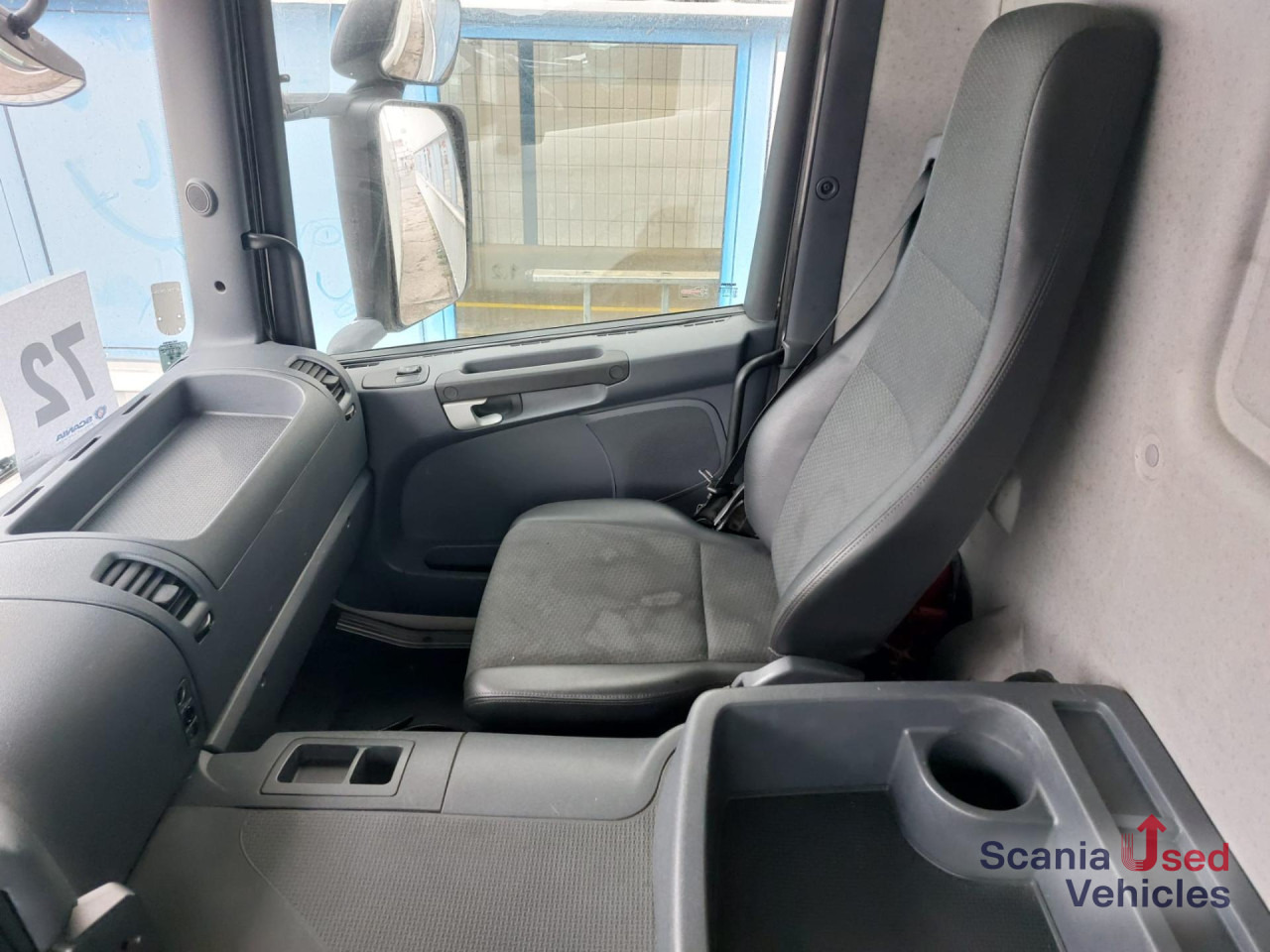 SCANIA P 280 DB4x2MNA Koffer Ladebordwand - بصندوق مغلق شاحنة: صور 5 SCANIA P 280 DB4x2MNA Koffer Ladebordwand - بصندوق مغلق شاحنة: صور 5