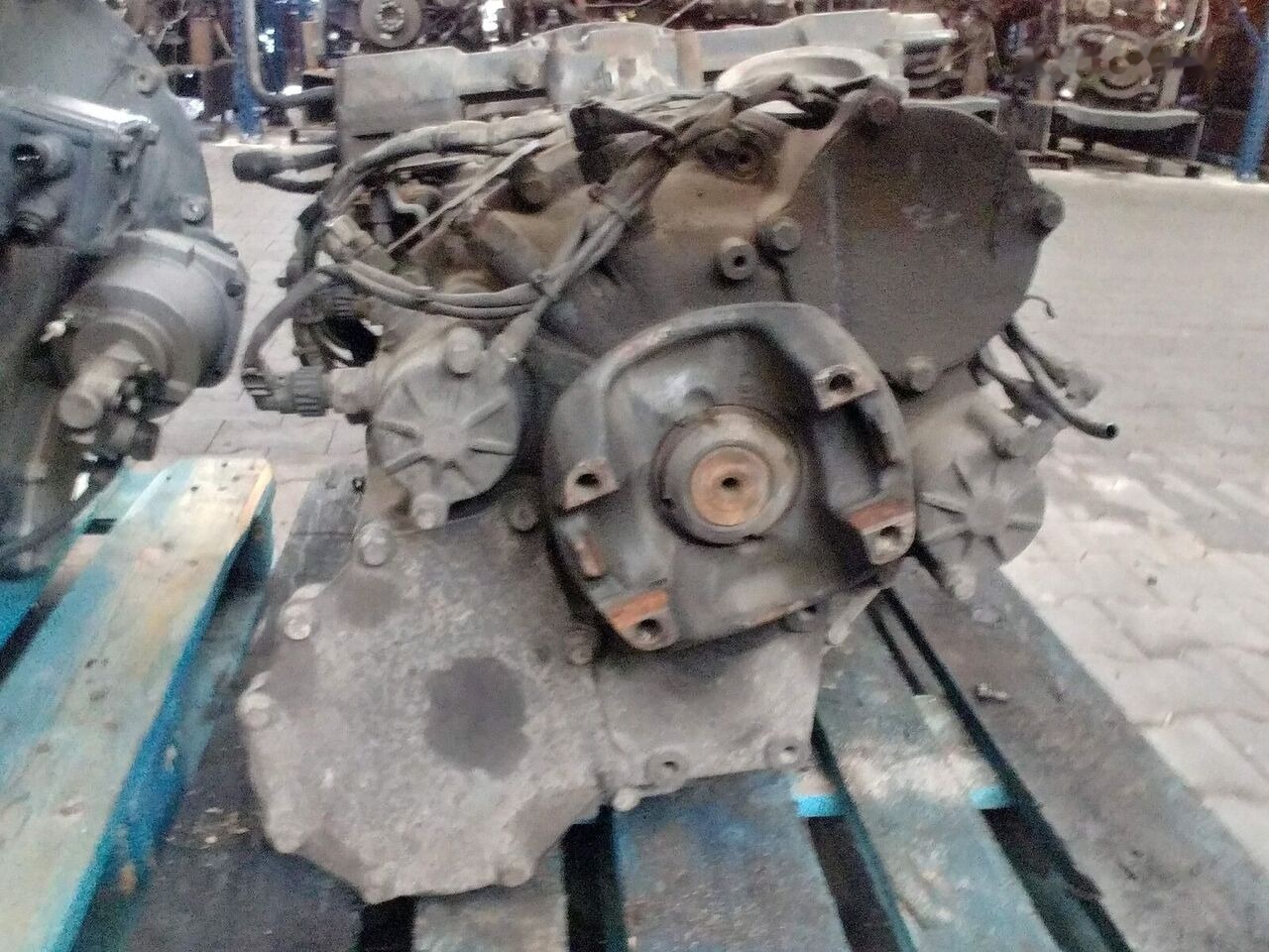 Scania GR801 Scania truck - علبة التروس - شاحنة: صور 3 Scania GR801 Scania truck - علبة التروس - شاحنة: صور 3