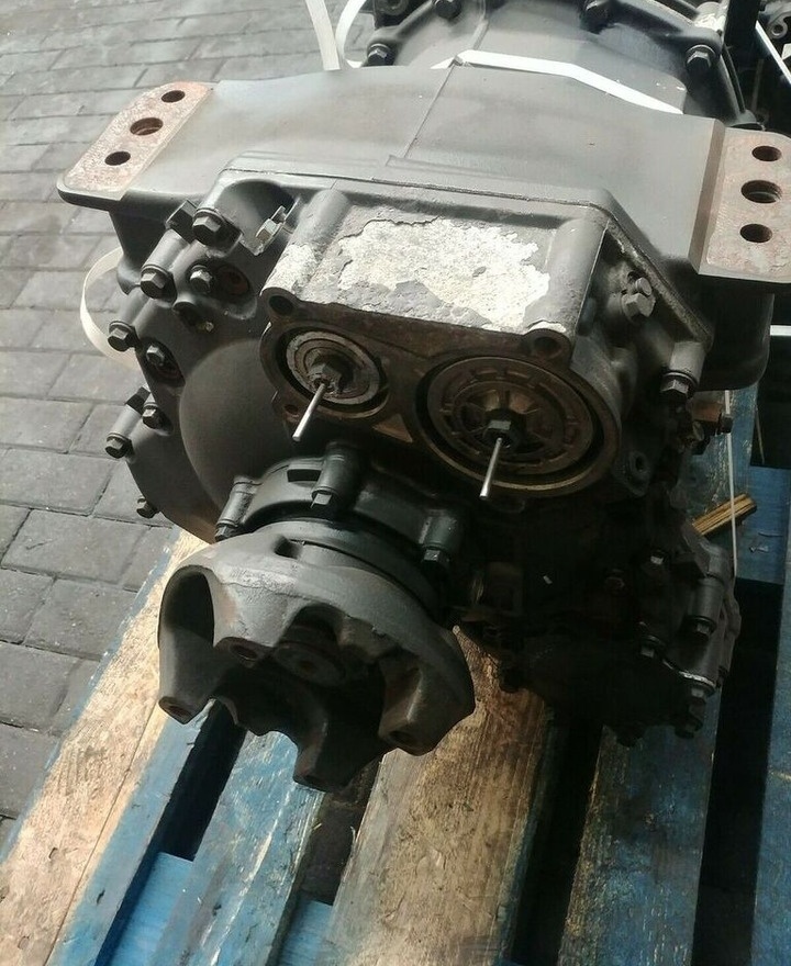 Scania GRS895 MINT CONDITION Scania truck - علبة التروس - شاحنة: صور 3 Scania GRS895 MINT CONDITION Scania truck - علبة التروس - شاحنة: صور 3