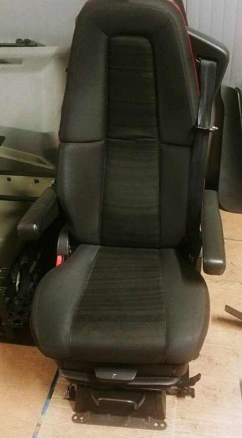 Volvo SET OF 2 PNEUMATIC AIR S, LEFT AND RIGHT, LHD Volvo FH4 - مقاعد السيارات - شاحنة: صور 2 Volvo SET OF 2 PNEUMATIC AIR S, LEFT AND RIGHT, LHD Volvo FH4 - مقاعد السيارات - شاحنة: صور 2