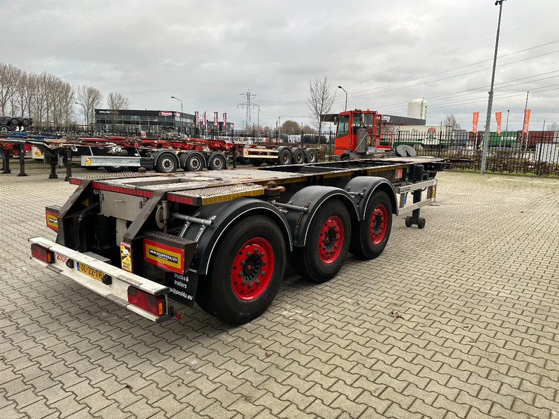 Burg 20FT ADR (EX/II, EX/III, FL, AT) Chassis, Leergewicht : 3.690kg, SAF INTRADISC, 2x Liftachse, NL-Chassis - شاحنات الحاويات/ جسم علوي قابل للتغيير نصف مقطورة: صور 3 Burg 20FT ADR (EX/II, EX/III, FL, AT) Chassis, Leergewicht : 3.690kg, SAF INTRADISC, 2x Liftachse, NL-Chassis - شاحنات الحاويات/ جسم علوي قابل للتغيير نصف مقطورة: صور 3