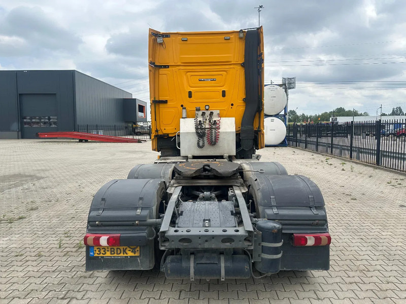 Mercedes-Benz Actros 2748 LS 6x2 BROKEN ENGINE - شاحنة جرار: صور 4 Mercedes-Benz Actros 2748 LS 6x2 BROKEN ENGINE - شاحنة جرار: صور 4