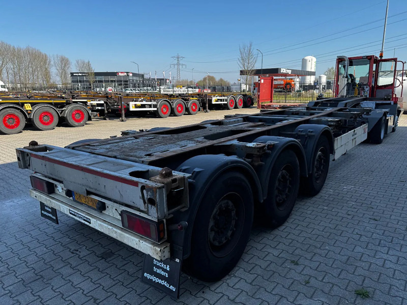 Schmitz Cargobull 40FT HC-chassis, SAF + disc, liftaxle, extendable at the rear, NL-chassis - شاحنات الحاويات/ جسم علوي قابل للتغيير نصف مقطورة: صور 4 Schmitz Cargobull 40FT HC-chassis, SAF + disc, liftaxle, extendable at the rear, NL-chassis - شاحنات الحاويات/ جسم علوي قابل للتغيير نصف مقطورة: صور 4