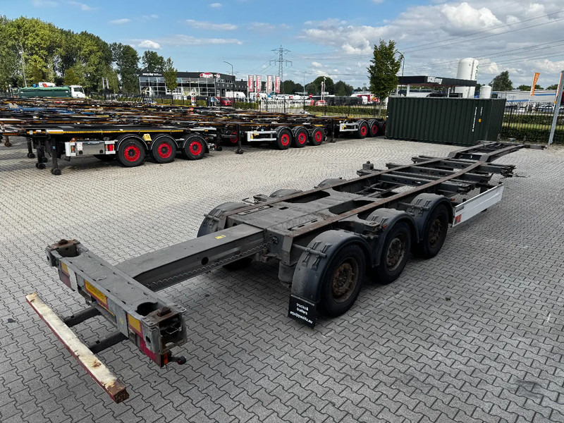 Schmitz Cargobull 45FT HC, Scheibebremsen, Liftachse, vorne + hinten + Stoßstange ausziehbar, NL-Chassis - شاحنات الحاويات/ جسم علوي قابل للتغيير نصف مقطورة: صور 4 Schmitz Cargobull 45FT HC, Scheibebremsen, Liftachse, vorne + hinten + Stoßstange ausziehbar, NL-Chassis - شاحنات الحاويات/ جسم علوي قابل للتغيير نصف مقطورة: صور 4