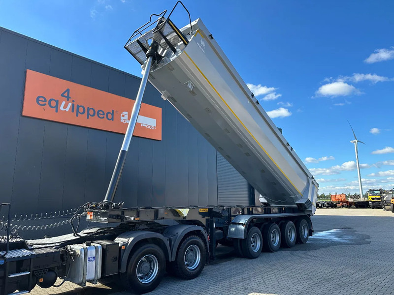 Wielton NEW / UNUSED 4-axle HEAVY-DUTY tipper, HARDOX, 16 tires, 32CBM, NO DOCUMENTS!!! - قلابة نصف مقطورة: صور 1 Wielton NEW / UNUSED 4-axle HEAVY-DUTY tipper, HARDOX, 16 tires, 32CBM, NO DOCUMENTS!!! - قلابة نصف مقطورة: صور 1