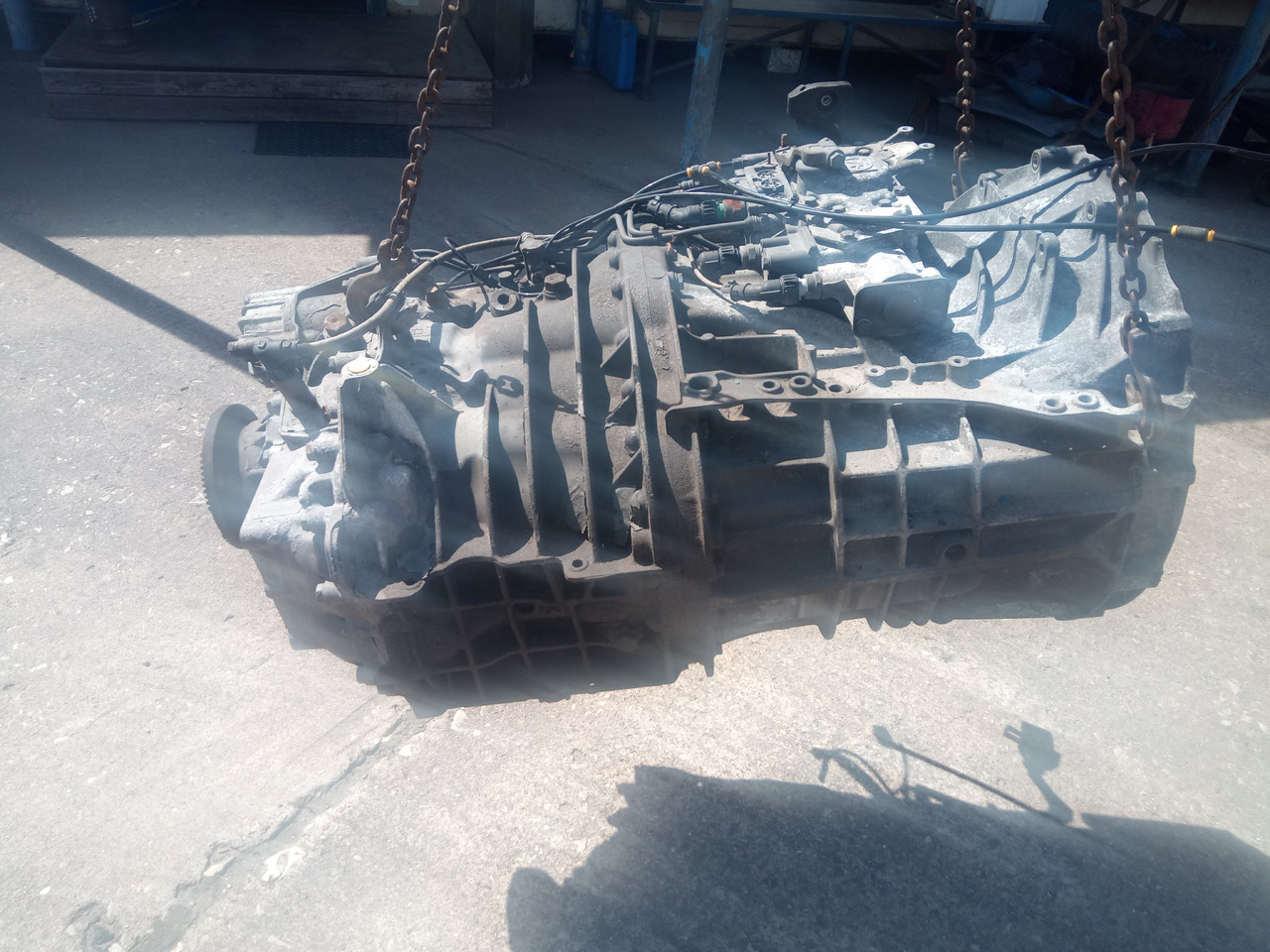 DAF XF106 - علبة التروس: صور 4 DAF XF106 - علبة التروس: صور 4