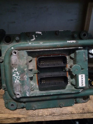 EDC VOLVO FH420 D13C420 20995620 P04 - كتلة التحكم - شاحنة: صور 2 EDC VOLVO FH420 D13C420 20995620 P04 - كتلة التحكم - شاحنة: صور 2