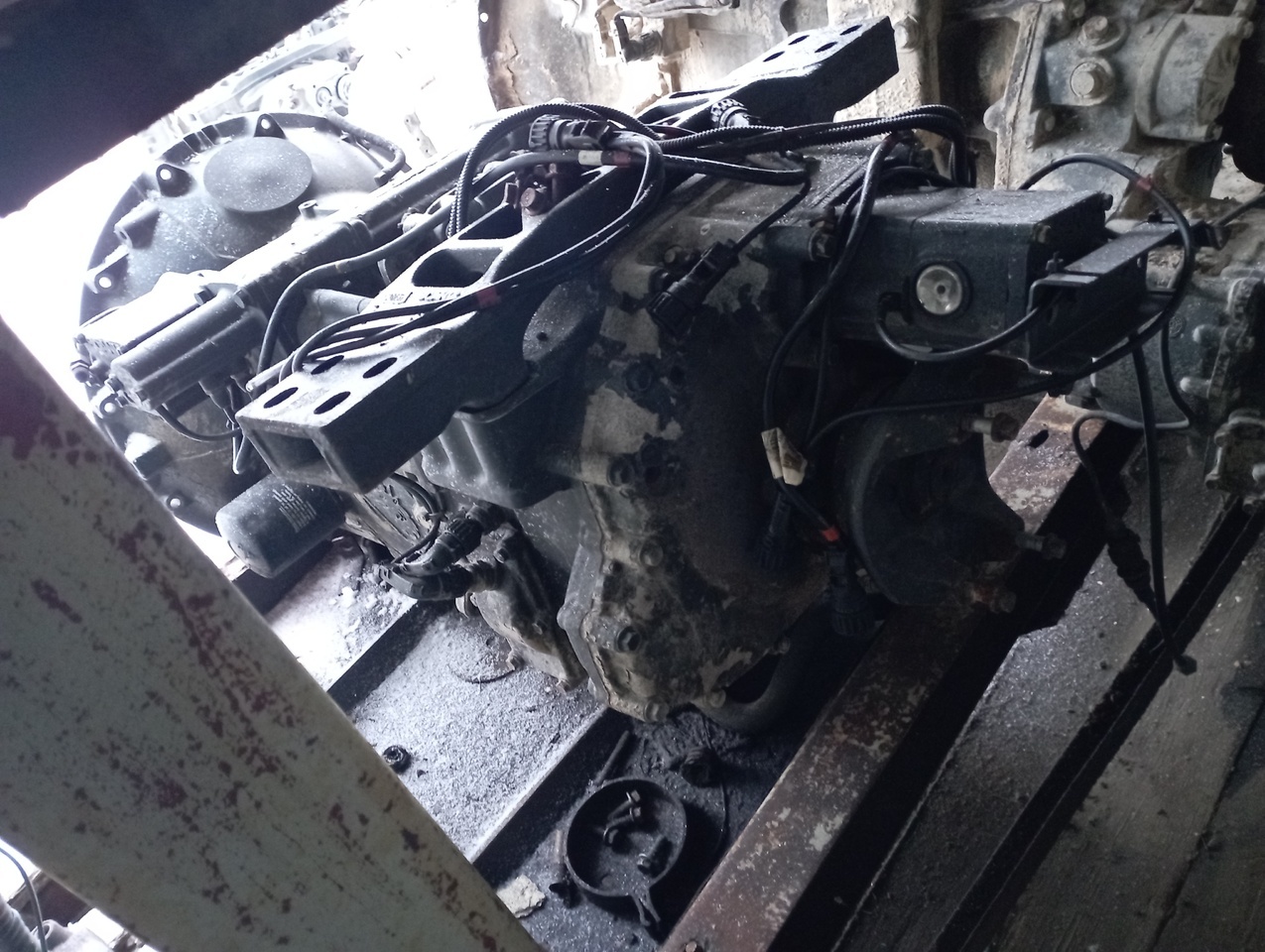 SCANIA R420, R440,G320,R480 - علبة التروس - الشاسيه شاحنة: صور 1 SCANIA R420, R440,G320,R480 - علبة التروس - الشاسيه شاحنة: صور 1