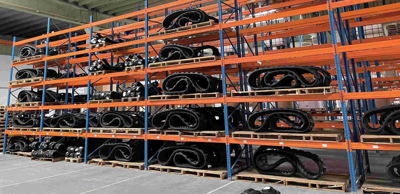 Rubber track for CNH MAGNUM ROWTRAC & NH T8 SmartTrax - مسارات للحفارات - جرار مجنزر: صور 4 Rubber track for CNH MAGNUM ROWTRAC & NH T8 SmartTrax - مسارات للحفارات - جرار مجنزر: صور 4