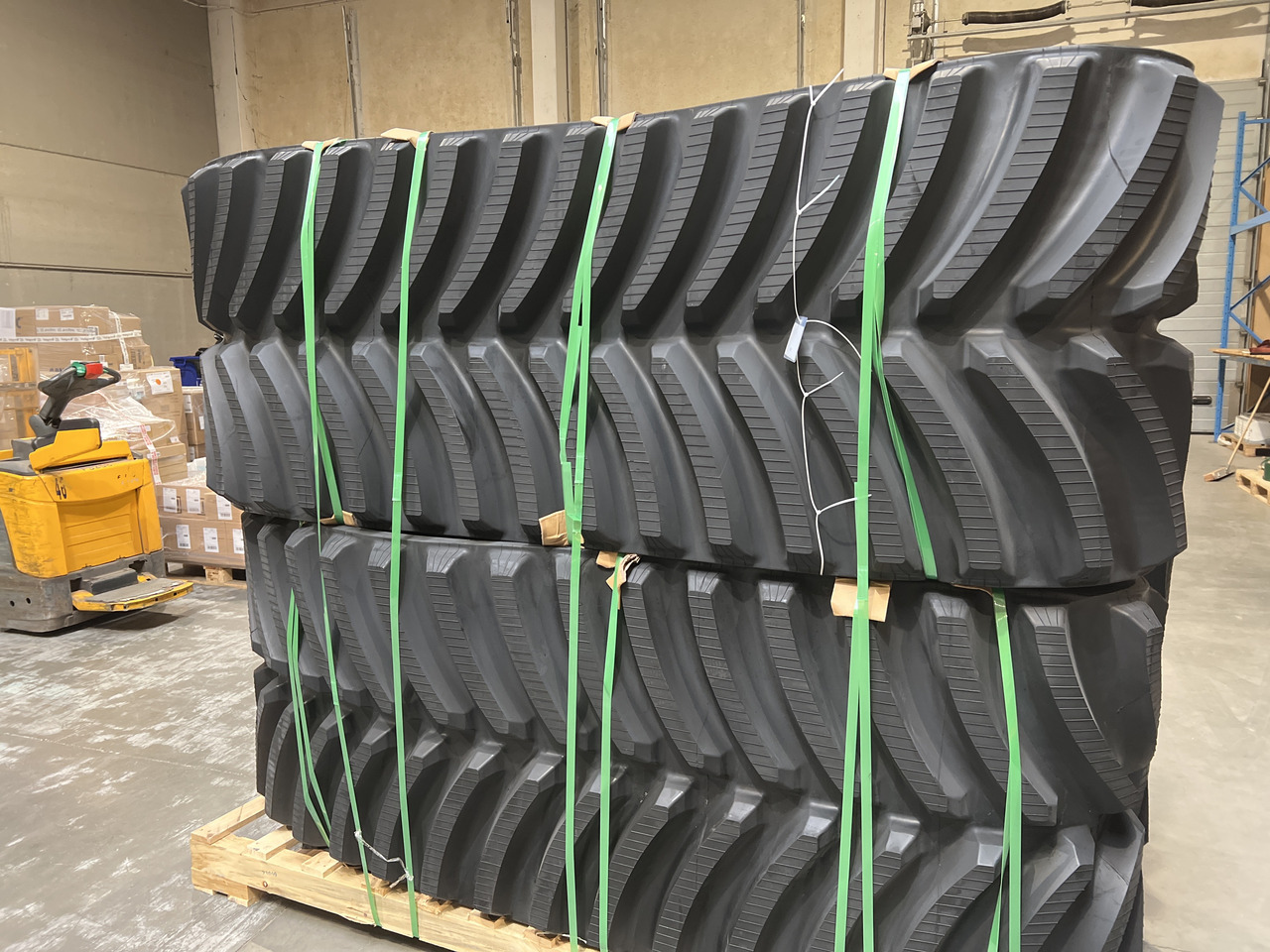 Rubber track for Claas Lexion Terratrac 25", 30" & 36" - مسارات للحفارات - حصادة شاملة: صور 3 Rubber track for Claas Lexion Terratrac 25", 30" & 36" - مسارات للحفارات - حصادة شاملة: صور 3