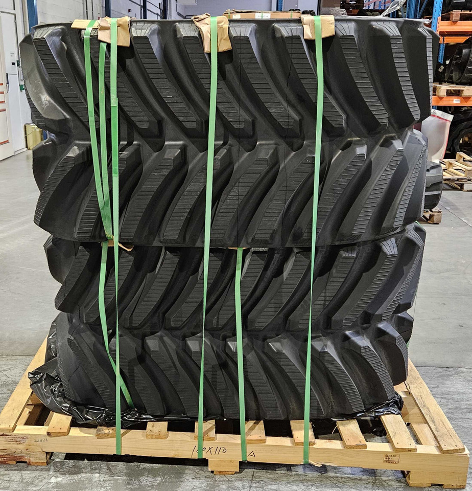 Rubber track for Versatile 30" - مسارات للحفارات - جرار مجنزر: صور 2 Rubber track for Versatile 30" - مسارات للحفارات - جرار مجنزر: صور 2