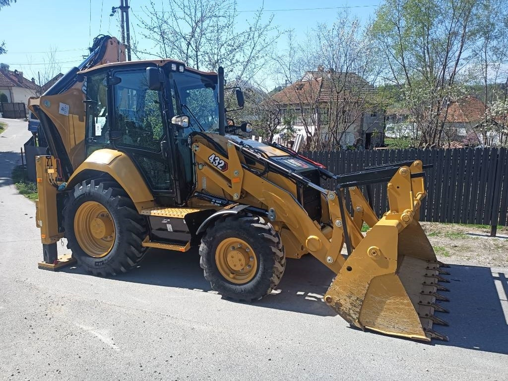CAT 432 - حفار متعدد الاستخدام: صور 2 CAT 432 - حفار متعدد الاستخدام: صور 2