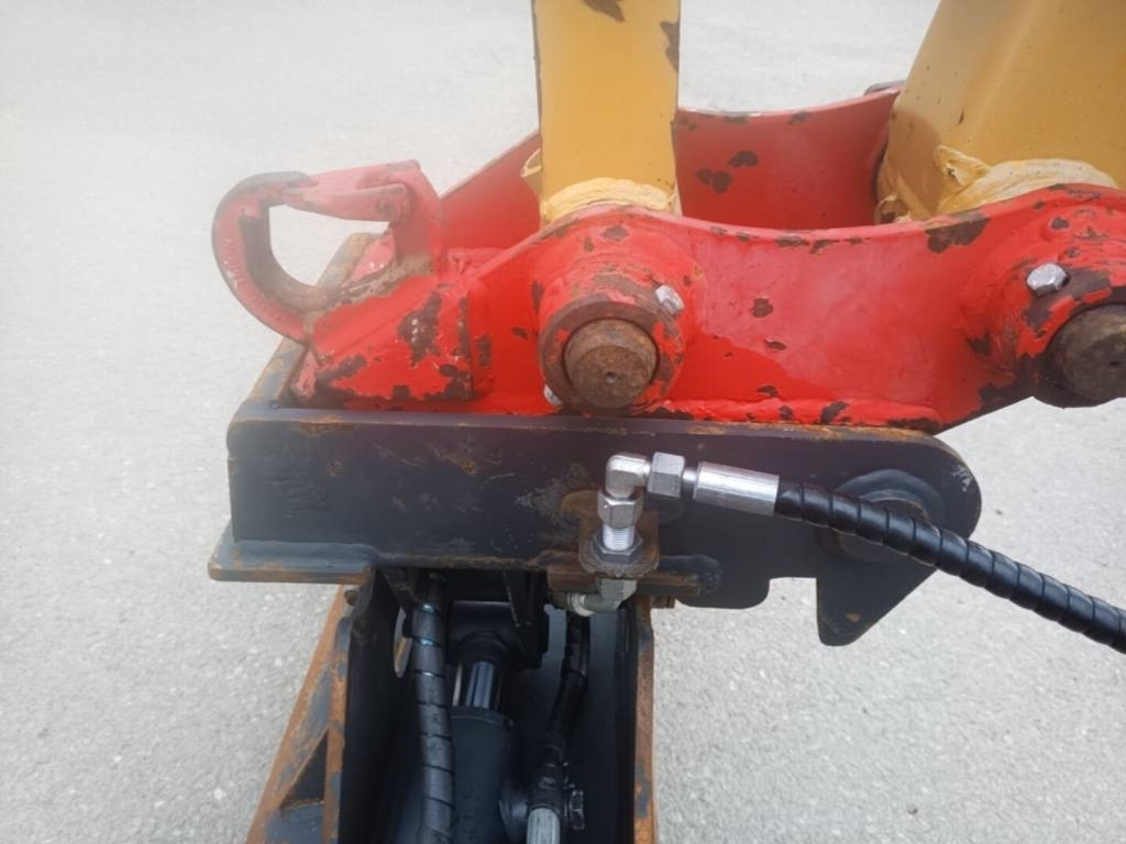 حفارات زحافة CATERPILLAR 303 ECR: صور 18