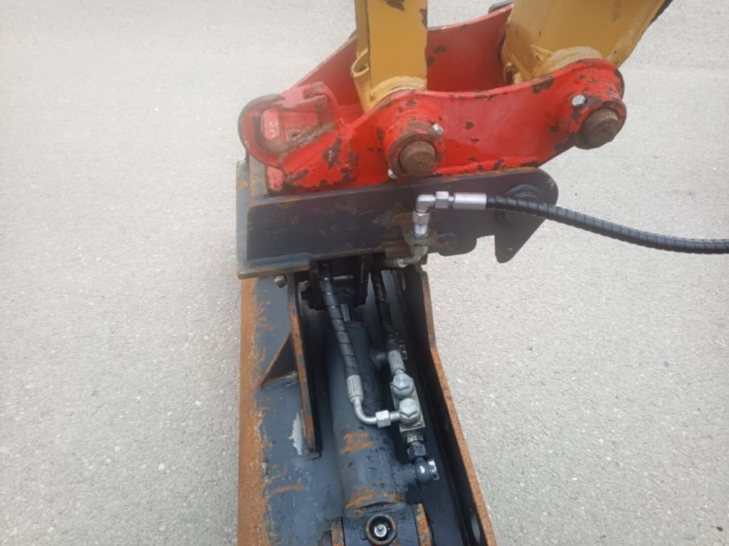 حفارات زحافة CATERPILLAR 303 ECR: صور 17