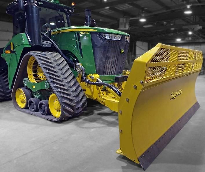 Degelman Degelman Dozer Blade 7900 zum John Deere 9RX - شفرة الجرافة - جرار: صور 1 Degelman Degelman Dozer Blade 7900 zum John Deere 9RX - شفرة الجرافة - جرار: صور 1