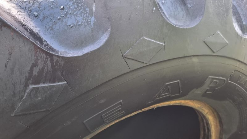 Good Year VA73x44.00-32 NHS Terrareifen, Terraräder (1050/50R32) - الإطارات: صور 4 Good Year VA73x44.00-32 NHS Terrareifen, Terraräder (1050/50R32) - الإطارات: صور 4