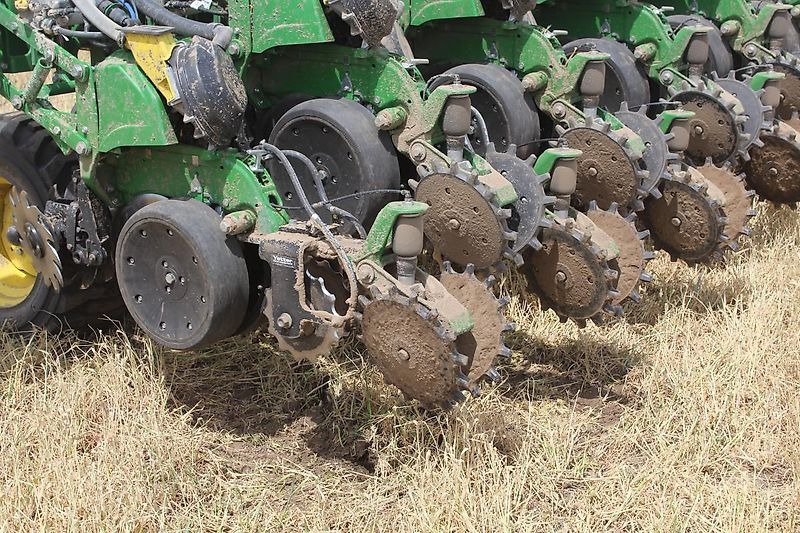 Yetter Düngerschar - Flüssigdünger - حقن فى التربة: صور 3 Yetter Düngerschar - Flüssigdünger - حقن فى التربة: صور 3