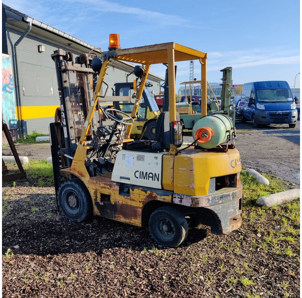 Ciman A15 - رافعة شوكية تعمل بالغاز: صور 2 Ciman A15 - رافعة شوكية تعمل بالغاز: صور 2