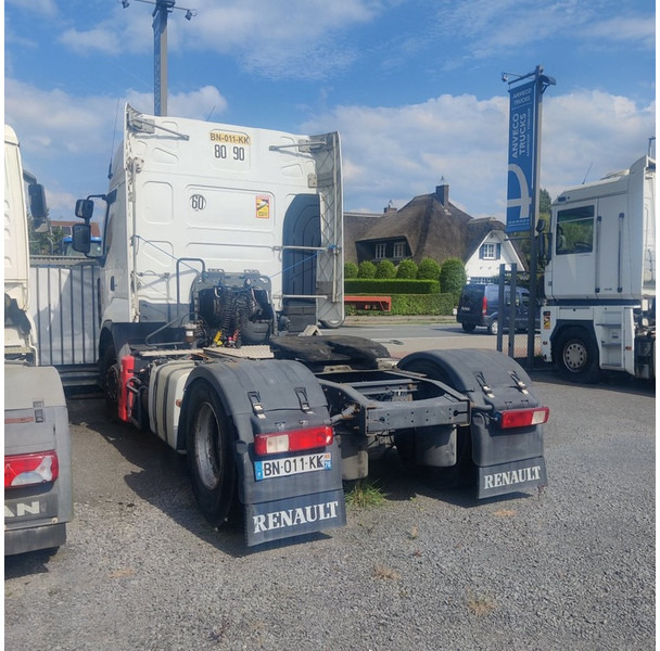 Renault Premium-450 - شاحنة جرار: صور 5 Renault Premium-450 - شاحنة جرار: صور 5
