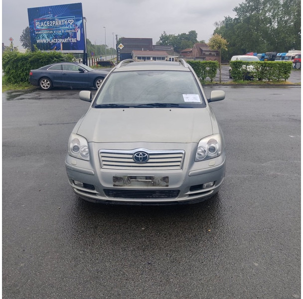 Toyota Avensis - سيارة: صور 1 Toyota Avensis - سيارة: صور 1