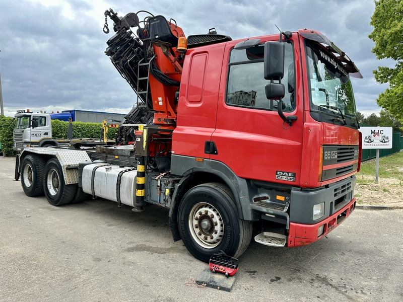 DAF 85 CF 430 6x4 TRACTOR + CRANE PK 32.000 F (7x) + WINCH - EURO 2 - MANUAL ZF - HUB REDUCTION / STEEL SPRING - BE TRUCK - شاحنة جرار: صور 1 DAF 85 CF 430 6x4 TRACTOR + CRANE PK 32.000 F (7x) + WINCH - EURO 2 - MANUAL ZF - HUB REDUCTION / STEEL SPRING - BE TRUCK - شاحنة جرار: صور 1