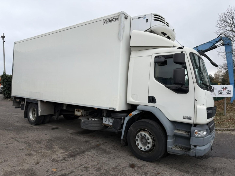 DAF LF 55.300 - 19T FRIGO THERMOKING TS-300e - TAILLIFT - BOX 6m45 x 2m49 x 2m49 - EURO 5 - A/C - BE TRUCK - مبردة شاحنة: صور 1 DAF LF 55.300 - 19T FRIGO THERMOKING TS-300e - TAILLIFT - BOX 6m45 x 2m49 x 2m49 - EURO 5 - A/C - BE TRUCK - مبردة شاحنة: صور 1