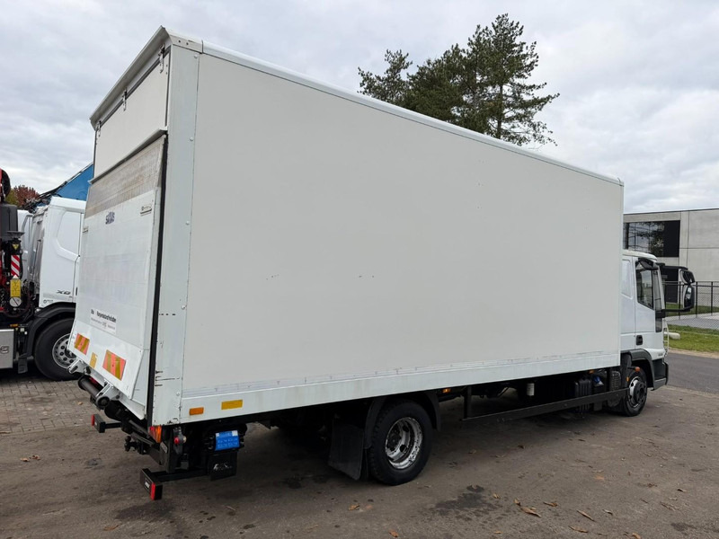 Iveco EUROCARGO 80E18 CLOSED BOX 6m00 x 2m49 x 2m37 - EURO 5 - *176.000km* - TAILLIFT - MANUAL - BE TRUCK - بصندوق مغلق شاحنة: صور 5 Iveco EUROCARGO 80E18 CLOSED BOX 6m00 x 2m49 x 2m37 - EURO 5 - *176.000km* - TAILLIFT - MANUAL - BE TRUCK - بصندوق مغلق شاحنة: صور 5