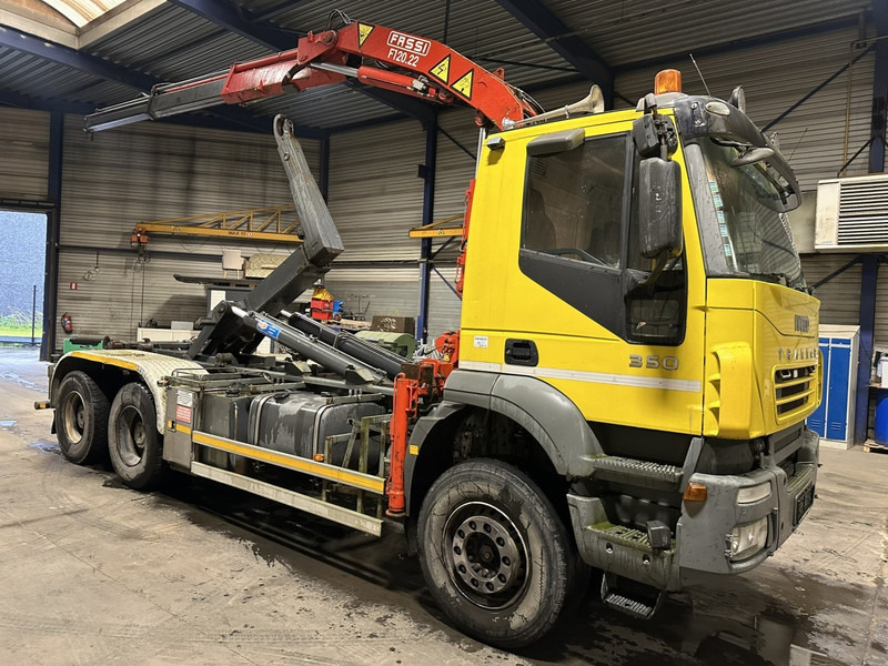 Iveco TRAKKER 350 6x4 HOOKLIFT + CRANE FASSI F120.22 (5/6 F) - *342.000km* - STEEL SPRING / BIG AXLES - AS TRONIC AUTOMATIC GEARBOX - شاحنة ذات الخطاف, شاحنة كرين: صور 1 Iveco TRAKKER 350 6x4 HOOKLIFT + CRANE FASSI F120.22 (5/6 F) - *342.000km* - STEEL SPRING / BIG AXLES - AS TRONIC AUTOMATIC GEARBOX - شاحنة ذات الخطاف, شاحنة كرين: صور 1