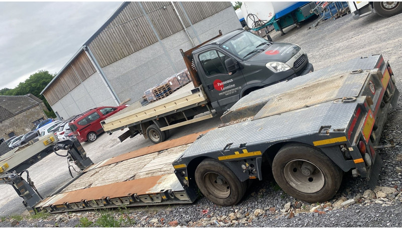 Kässbohrer LB2 48T - LOWBED - TIEFBETT / REMOVABLE NECK - ABNEHMBARE SCHWANENHALS - HYDR STEERING AXLES / LENKACHSEN - BPW - عربة مسطحة منخفضة نصف مقطورة: صور 4 Kässbohrer LB2 48T - LOWBED - TIEFBETT / REMOVABLE NECK - ABNEHMBARE SCHWANENHALS - HYDR STEERING AXLES / LENKACHSEN - BPW - عربة مسطحة منخفضة نصف مقطورة: صور 4