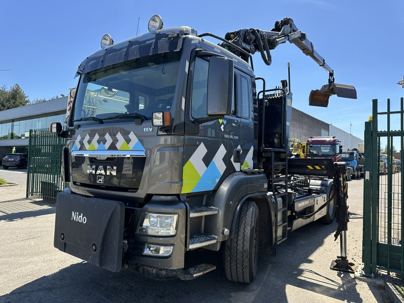 MAN TGS 26.320 6X2-4 BL EEV + CRANE EPSILON Q170Z95TR + GRABBER - LIFT/STEERING AXLE - *266.000km* - NL TRUCK - شاحنة ذات الخطاف, شاحنة كرين: صور 4 MAN TGS 26.320 6X2-4 BL EEV + CRANE EPSILON Q170Z95TR + GRABBER - LIFT/STEERING AXLE - *266.000km* - NL TRUCK - شاحنة ذات الخطاف, شاحنة كرين: صور 4