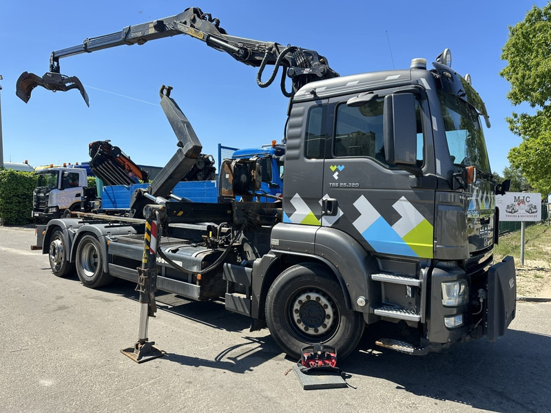 MAN TGS 26.320 6X2-4 BL EEV + CRANE EPSILON Q170Z95TR + GRABBER - LIFT/STEERING AXLE - *266.000km* - NL TRUCK - شاحنة ذات الخطاف, شاحنة كرين: صور 1 MAN TGS 26.320 6X2-4 BL EEV + CRANE EPSILON Q170Z95TR + GRABBER - LIFT/STEERING AXLE - *266.000km* - NL TRUCK - شاحنة ذات الخطاف, شاحنة كرين: صور 1
