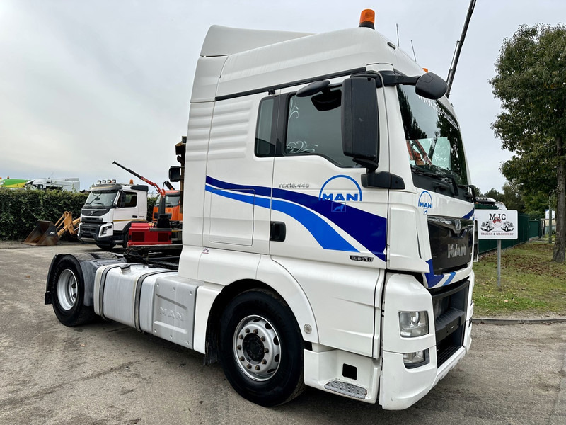 MAN TGX 18.440 chnr *EM* - RETARDER - PTO HYDR - FRIGO - SPOILERS - EURO 6 - CAMERA - AUTO - BE TRUCK - شاحنة جرار: صور 1 MAN TGX 18.440 chnr *EM* - RETARDER - PTO HYDR - FRIGO - SPOILERS - EURO 6 - CAMERA - AUTO - BE TRUCK - شاحنة جرار: صور 1