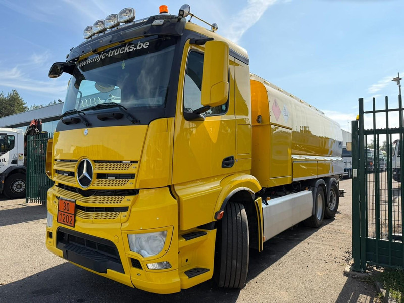 Mercedes-Benz ANTOS 2632 6x2 FUEL TANKER 16.000L - 4 COMP - DIESEL / PETROL - RETARDER - EURO 6 - LIFT / STEERING AXLE - *FULL AIR* - BE TRUCK - شاحنة صهريج: صور 3 Mercedes-Benz ANTOS 2632 6x2 FUEL TANKER 16.000L - 4 COMP - DIESEL / PETROL - RETARDER - EURO 6 - LIFT / STEERING AXLE - *FULL AIR* - BE TRUCK - شاحنة صهريج: صور 3