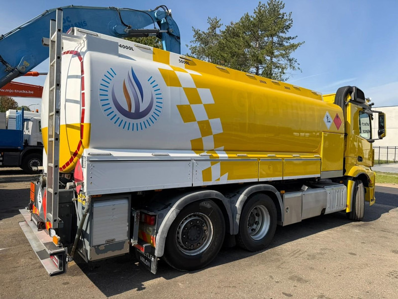 Mercedes-Benz ANTOS 2632 6x2 FUEL TANKER 16.000L - 4 COMP - DIESEL / PETROL - RETARDER - EURO 6 - LIFT / STEERING AXLE - *FULL AIR* - BE TRUCK - شاحنة صهريج: صور 5 Mercedes-Benz ANTOS 2632 6x2 FUEL TANKER 16.000L - 4 COMP - DIESEL / PETROL - RETARDER - EURO 6 - LIFT / STEERING AXLE - *FULL AIR* - BE TRUCK - شاحنة صهريج: صور 5