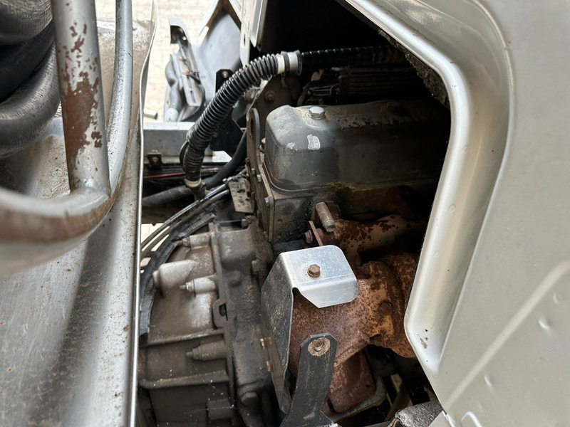 شاحنة صهريج Renault MIDLUM 150 FUEL TANKER / CITERNE MAZOUT - 6500L - 3 COMPARTIMENTS - *ENGINE PROBLEM*: صور 6