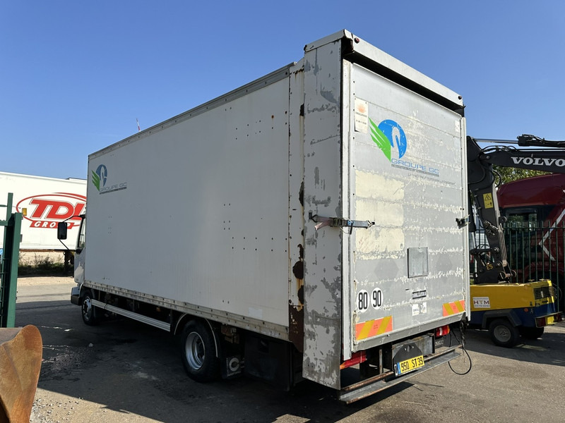 Renault MIDLUM 180 DCI 10T - CLOSED BOX 6.5m x 2.47m x 2.52m - E3 - AIR SUSPENSION - MANUAL - FR TRUCK - بصندوق مغلق شاحنة: صور 4 Renault MIDLUM 180 DCI 10T - CLOSED BOX 6.5m x 2.47m x 2.52m - E3 - AIR SUSPENSION - MANUAL - FR TRUCK - بصندوق مغلق شاحنة: صور 4