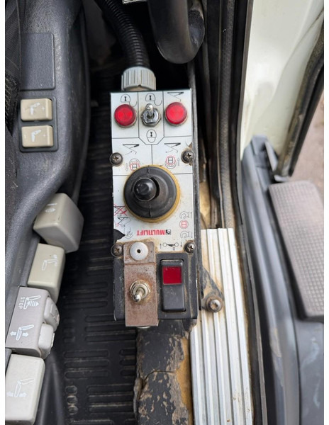 شاحنة ذات الخطاف Scania 114C-380 6X4 HOOKLIFT / GANCHO HIAB MULTILIFT - RETARDER - A/C - EURO 3 - SPRING / BALLESTAS / BLATT / LAMES: صور 12