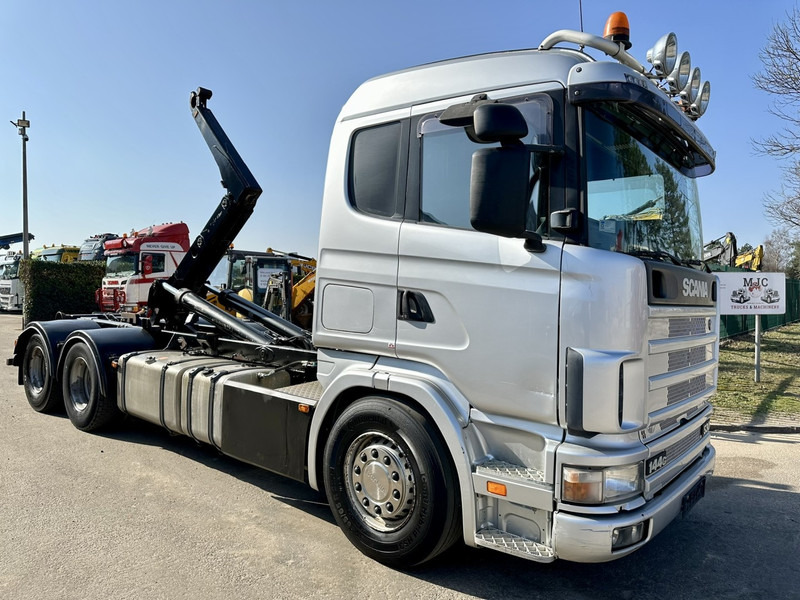 Scania 144G-530 V8 6x4 HOOKLIFT 20T MEILLER -VOL LUCHT - OPTI-CRUISE - CR19 SLAAPCABINE - شاحنة ذات الخطاف: صور 1 Scania 144G-530 V8 6x4 HOOKLIFT 20T MEILLER -VOL LUCHT - OPTI-CRUISE - CR19 SLAAPCABINE - شاحنة ذات الخطاف: صور 1