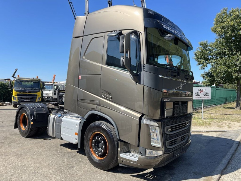 Volvo FH 460 LNG GAS ADR - ACC + Dynamic Steering - I-park Cool - Lane Keeping Support - collision warning - leather - ... BE Truck - شاحنة جرار: صور 1 Volvo FH 460 LNG GAS ADR - ACC + Dynamic Steering - I-park Cool - Lane Keeping Support - collision warning - leather - ... BE Truck - شاحنة جرار: صور 1