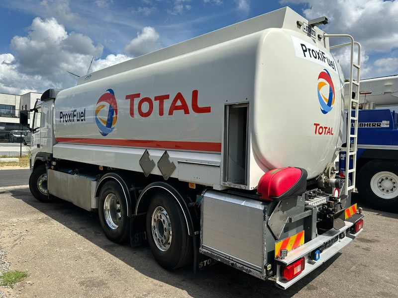 Volvo FM 450 6x2 19.000L - 5 COMP. FUEL TANKER / CITERNE - LIFT + STEERING AXLE - EURO 5 - - شاحنة صهريج: صور 5 Volvo FM 450 6x2 19.000L - 5 COMP. FUEL TANKER / CITERNE - LIFT + STEERING AXLE - EURO 5 - - شاحنة صهريج: صور 5
