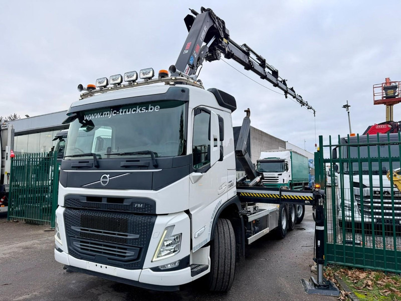 Volvo FM 500 8X4 TRIDEM HOOKLIFT + (25m!) CRANE HIAB 302 E-8x + 1 ME + WINCH - *127.000km* - *1976h crane hours* - TOP CONDITION - BE TRUCK - شاحنة ذات الخطاف, شاحنة كرين: صور 4 Volvo FM 500 8X4 TRIDEM HOOKLIFT + (25m!) CRANE HIAB 302 E-8x + 1 ME + WINCH - *127.000km* - *1976h crane hours* - TOP CONDITION - BE TRUCK - شاحنة ذات الخطاف, شاحنة كرين: صور 4