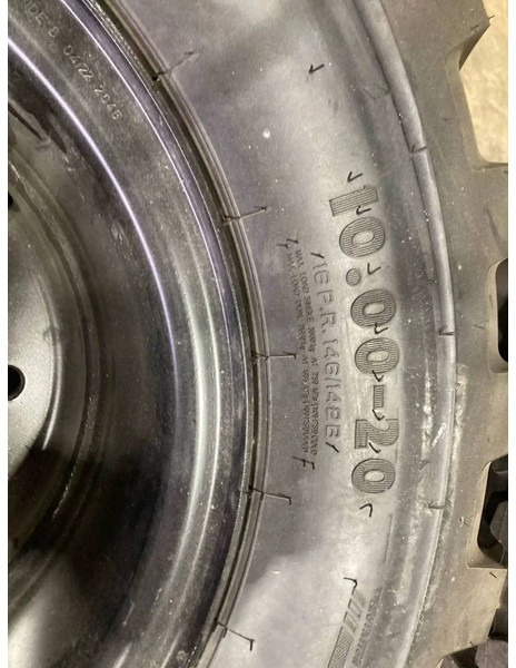 Apollo 1000 x 20 Set / 10.00 x 20: 4x2 Tyres - الإطارات والجنوط - آلات البناء: صور 2 Apollo 1000 x 20 Set / 10.00 x 20: 4x2 Tyres - الإطارات والجنوط - آلات البناء: صور 2