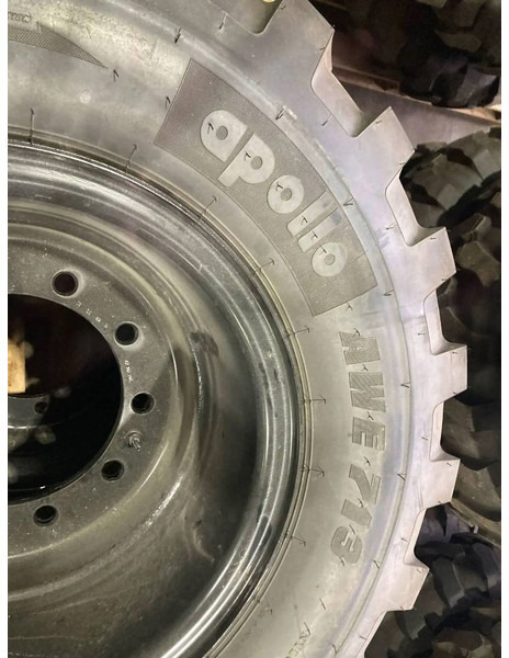 Apollo 1000 x 20 Set / 10.00 x 20: 4x2 Tyres - الإطارات والجنوط - آلات البناء: صور 3 Apollo 1000 x 20 Set / 10.00 x 20: 4x2 Tyres - الإطارات والجنوط - آلات البناء: صور 3