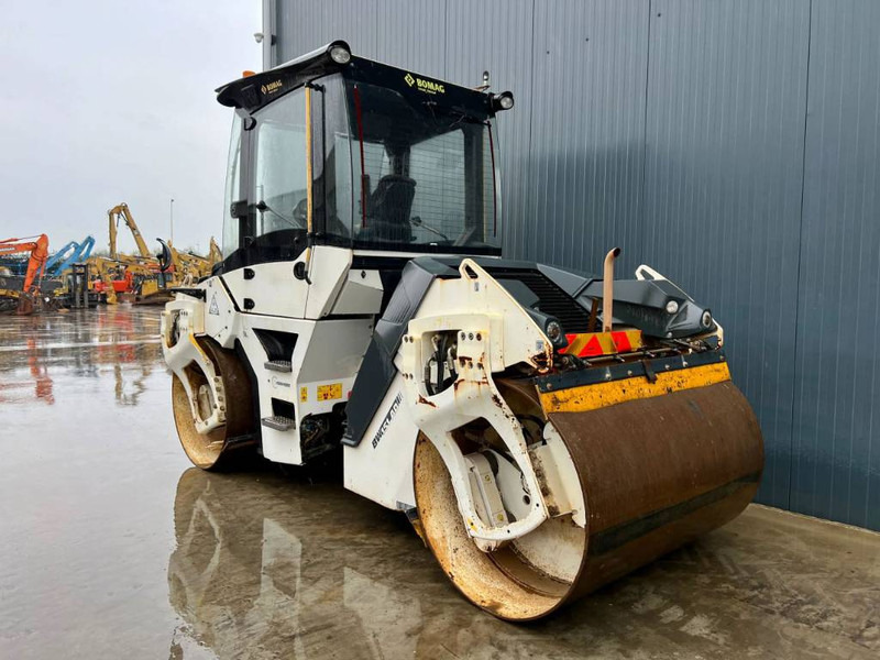 Bomag BW151AD-5 - مدحلة: صور 2 Bomag BW151AD-5 - مدحلة: صور 2