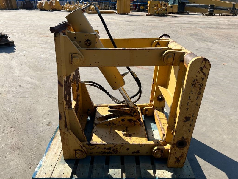 Cat 12H / 120M / 120H / 140G / 140H / 140K / 140M / 14 - ملحقات - آلات البناء: صور 4 Cat 12H / 120M / 120H / 140G / 140H / 140K / 140M / 14 - ملحقات - آلات البناء: صور 4