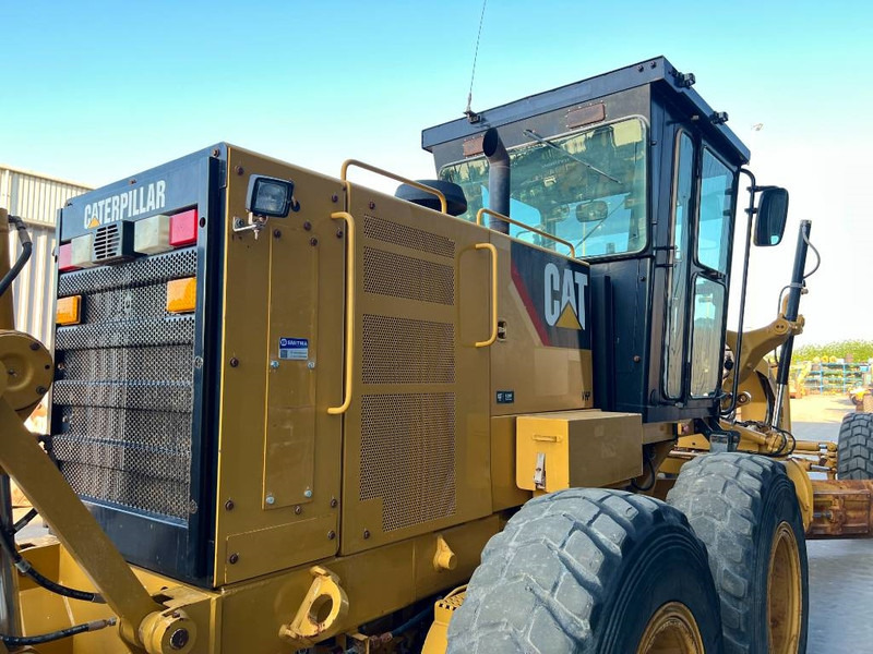 Cat 140K - آلة تسوية الأرض: صور 5 Cat 140K - آلة تسوية الأرض: صور 5