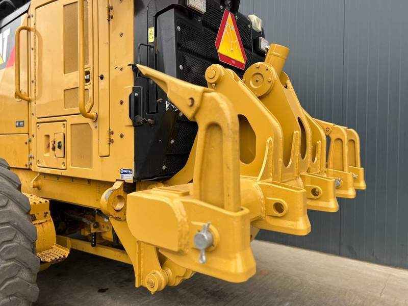 Cat 140M2 AWD - آلة تسوية الأرض: صور 5 Cat 140M2 AWD - آلة تسوية الأرض: صور 5