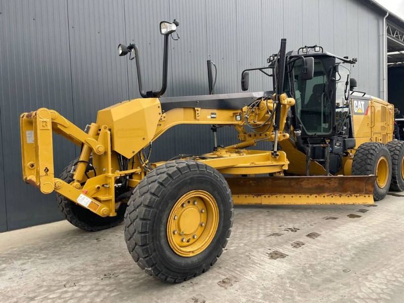 Cat 140M3 AWD - آلة تسوية الأرض: صور 1 Cat 140M3 AWD - آلة تسوية الأرض: صور 1